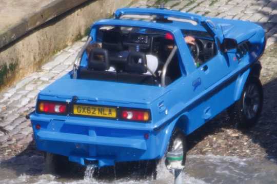 04 April 2021 - 13-56-41
I managed to get a close up of the rear end showing the Dutton Surf's jet driv
----------------
Dutton Surf 4WD amphibious car in the river Dart